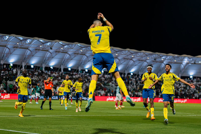 Khoảnh khắc ăn mừng chiến thắng của Al-Nassr