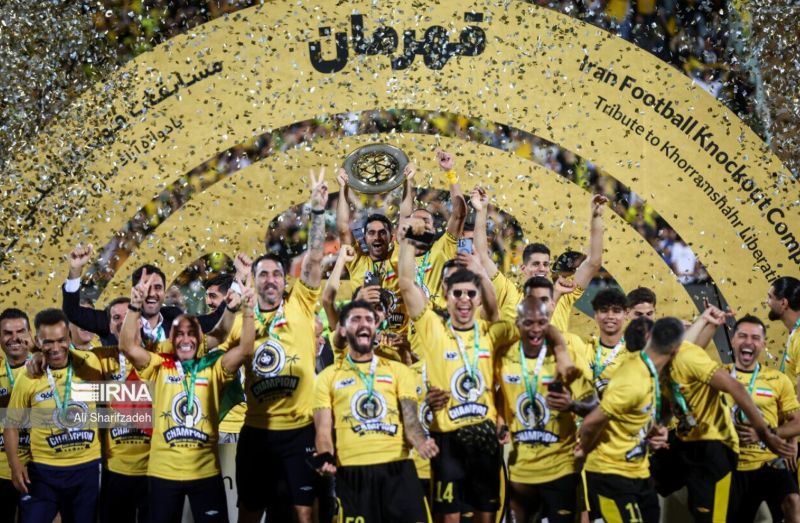 Sepahan FC từng 5 lần vô địch Giải VĐQG Iran và 5 lần đăng quang Cúp Hazfi